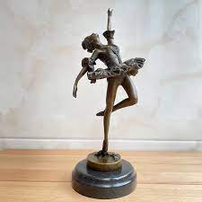 sculpture bronze moderne